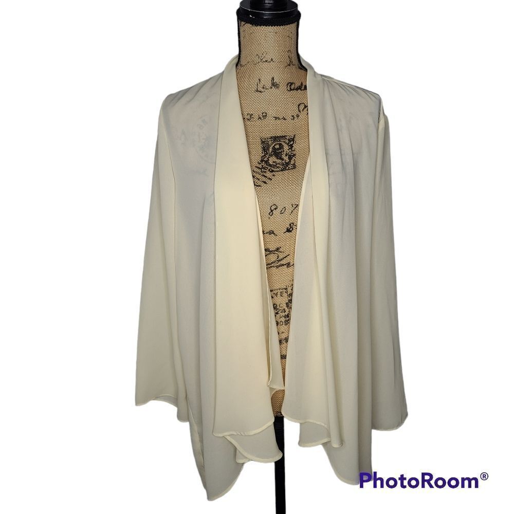 Vintage 70s 80s Pale Yellow Gauzy Semi Sheer Short Open Front Robe
